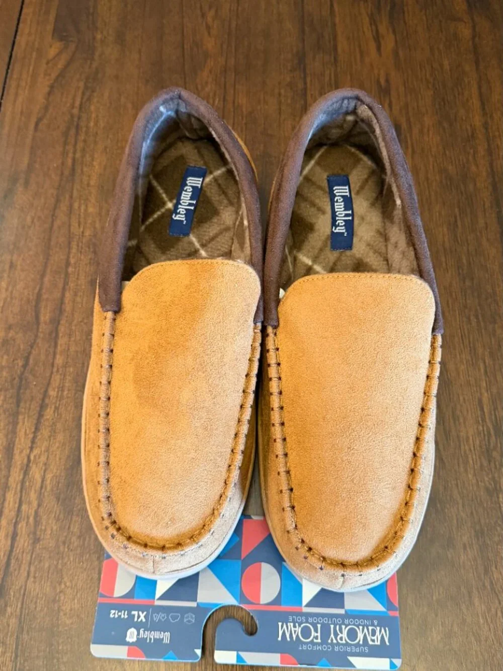 NWT Men's Wembley Camel Brown Suede Moccasin Slippers Memory Foam, Size XL 11-12